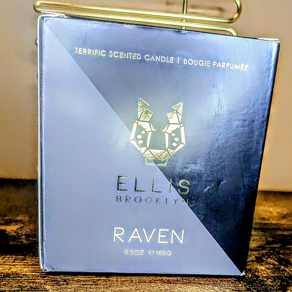 ELLIS BROOKLYN Scented Candle (Raven)